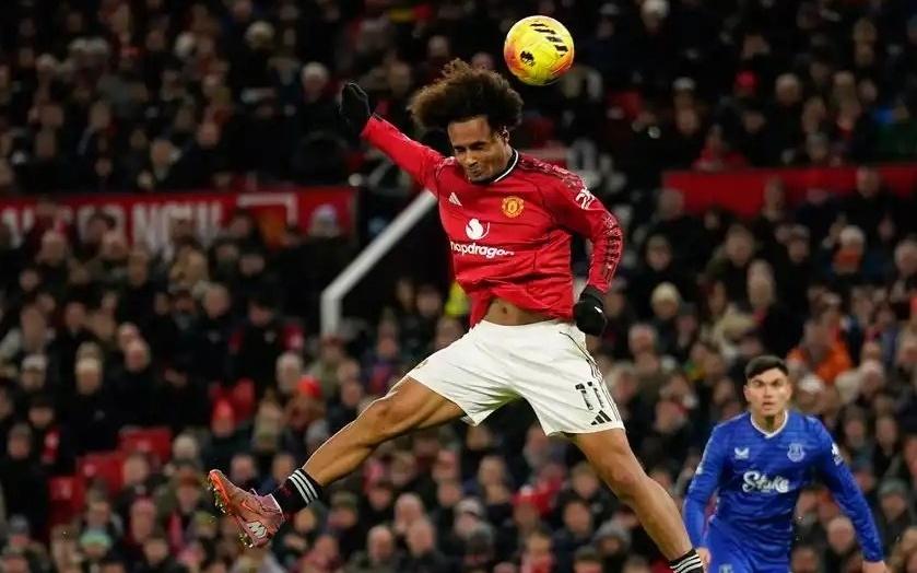 英超从三轮不胜到逆转水晶宫,“红魔”终于露出了獠牙