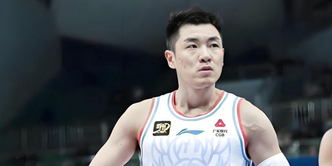 贾磊：高诗岩防守CBA第一，贴身紧逼，只让徐杰得到22分5板8助