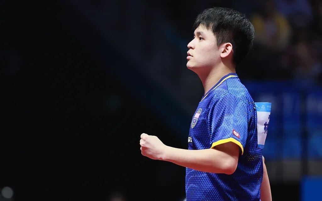海南“全村的希望”!林诗栋战胜黄友政晋级全运会男单八强