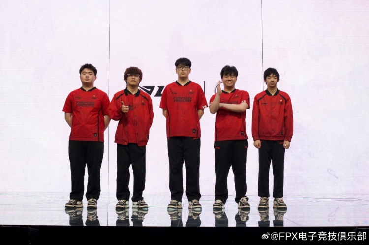FPX发文告别第二赛段：精感石没羽岂畏惮险艰我们下个赛段见！