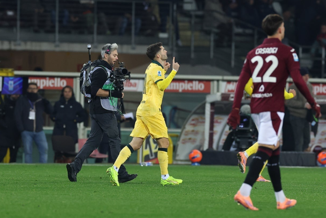 意甲最新积分战报:前2积分相同,米兰奇迹逆袭,热那亚绝杀