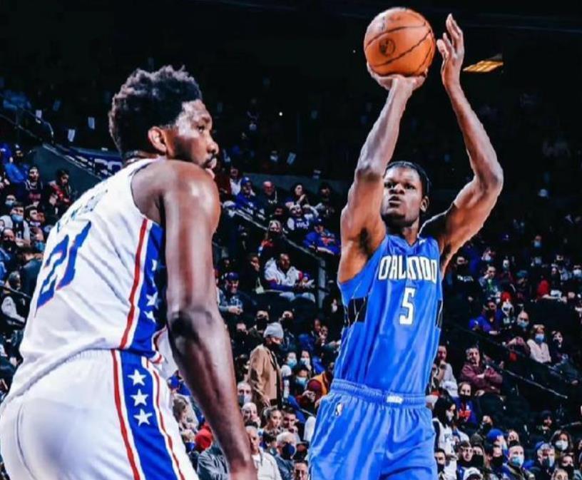 上海队300万美元报价NBA中锋，将缴纳