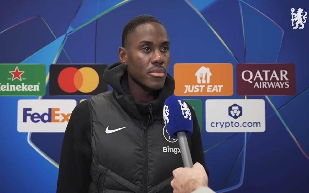 查洛巴：我身背黄牌所以教练让我下场阿昌庞踢得非常好