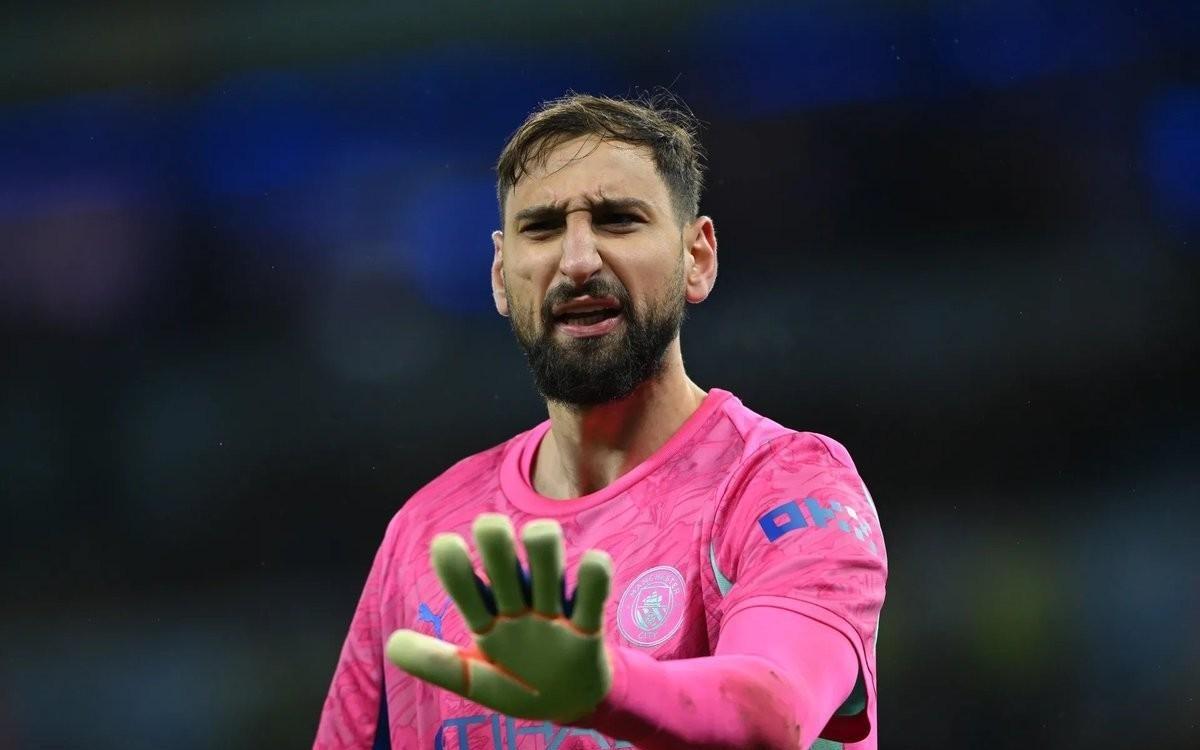 表现低迷，多纳鲁马面对富勒姆6次射正仅1次扑救丢4球