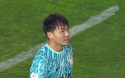 戴伟浚复出看斯帅,申花盯上国字号门将6外援顶个金靴进球垫底