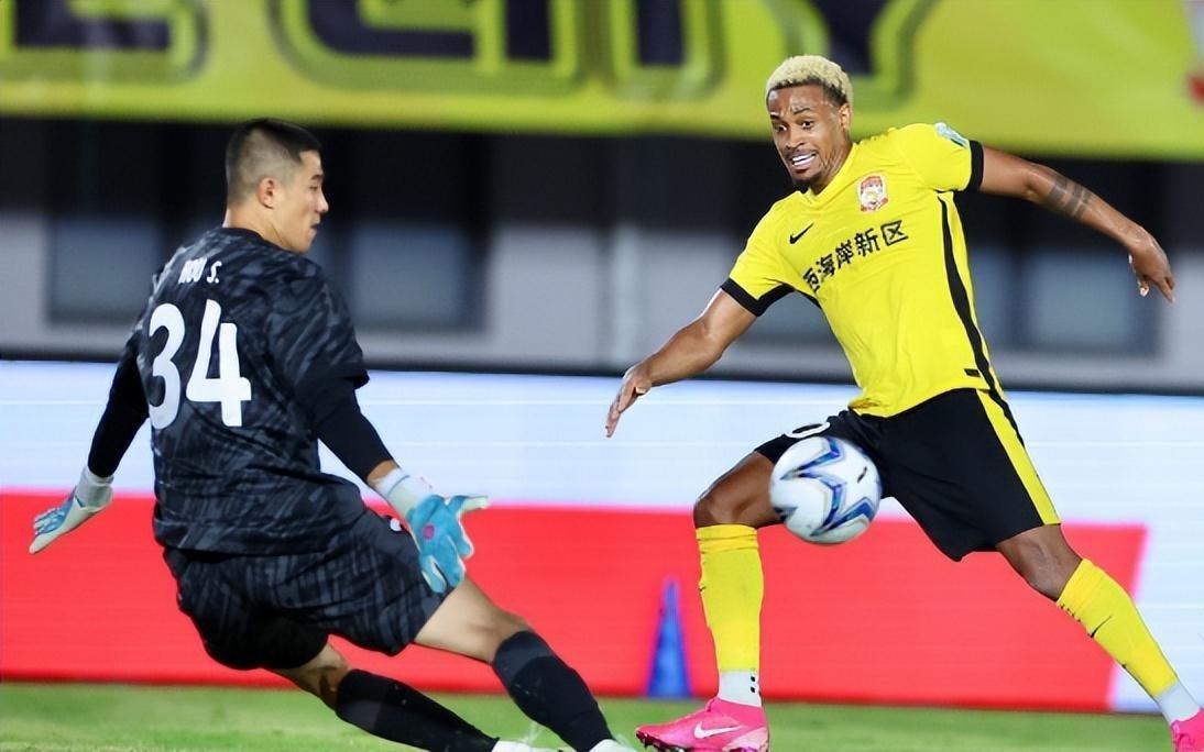 比赛还没开打,国安却惨遭4大致命暴击,亚冠取胜麦克阿瑟FC悬了