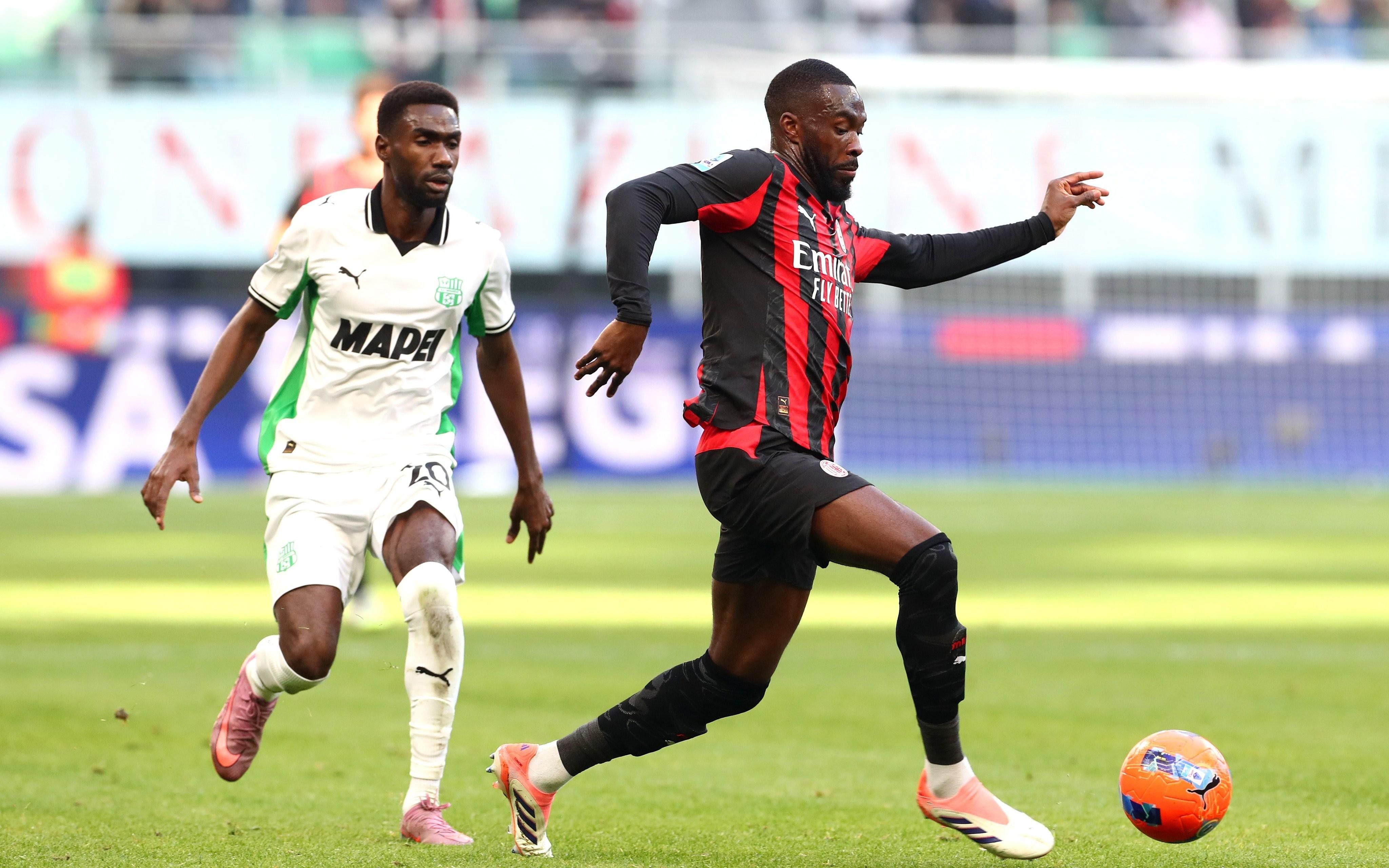 米兰本赛季三战升班马2平1负，且均被打进两球