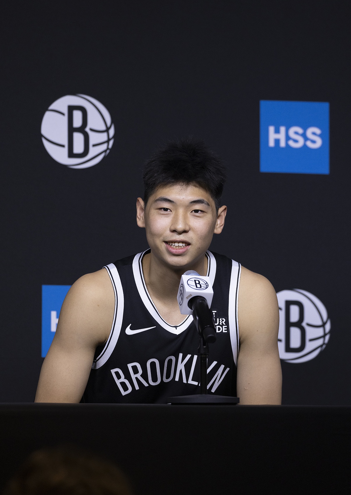 从业者：只有下个中国球员立足NBA人群才能持续将目光聚焦于NBA