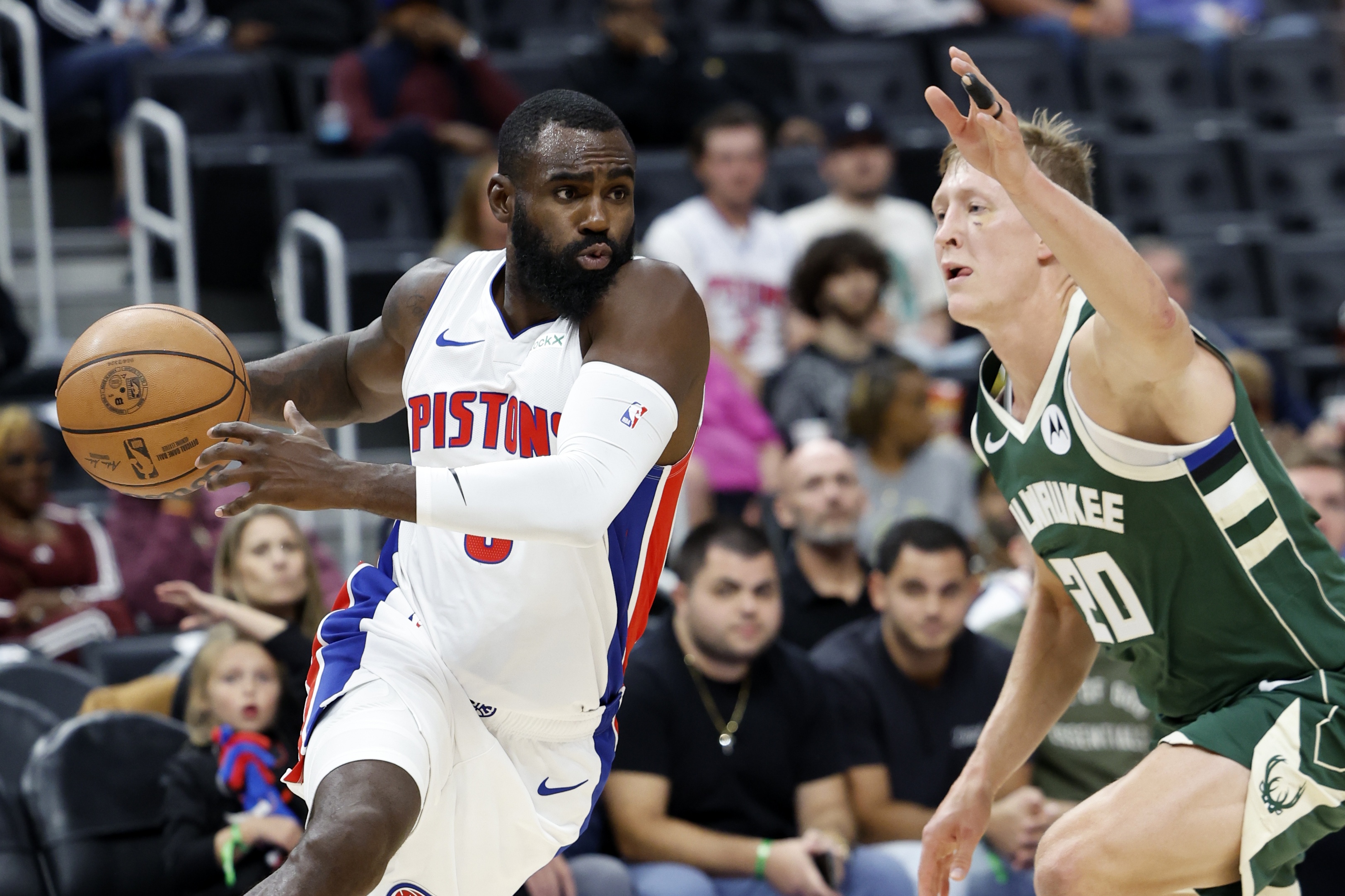 明日NBA杯活塞对阵猛龙小哈达威因头部伤势大概率缺席