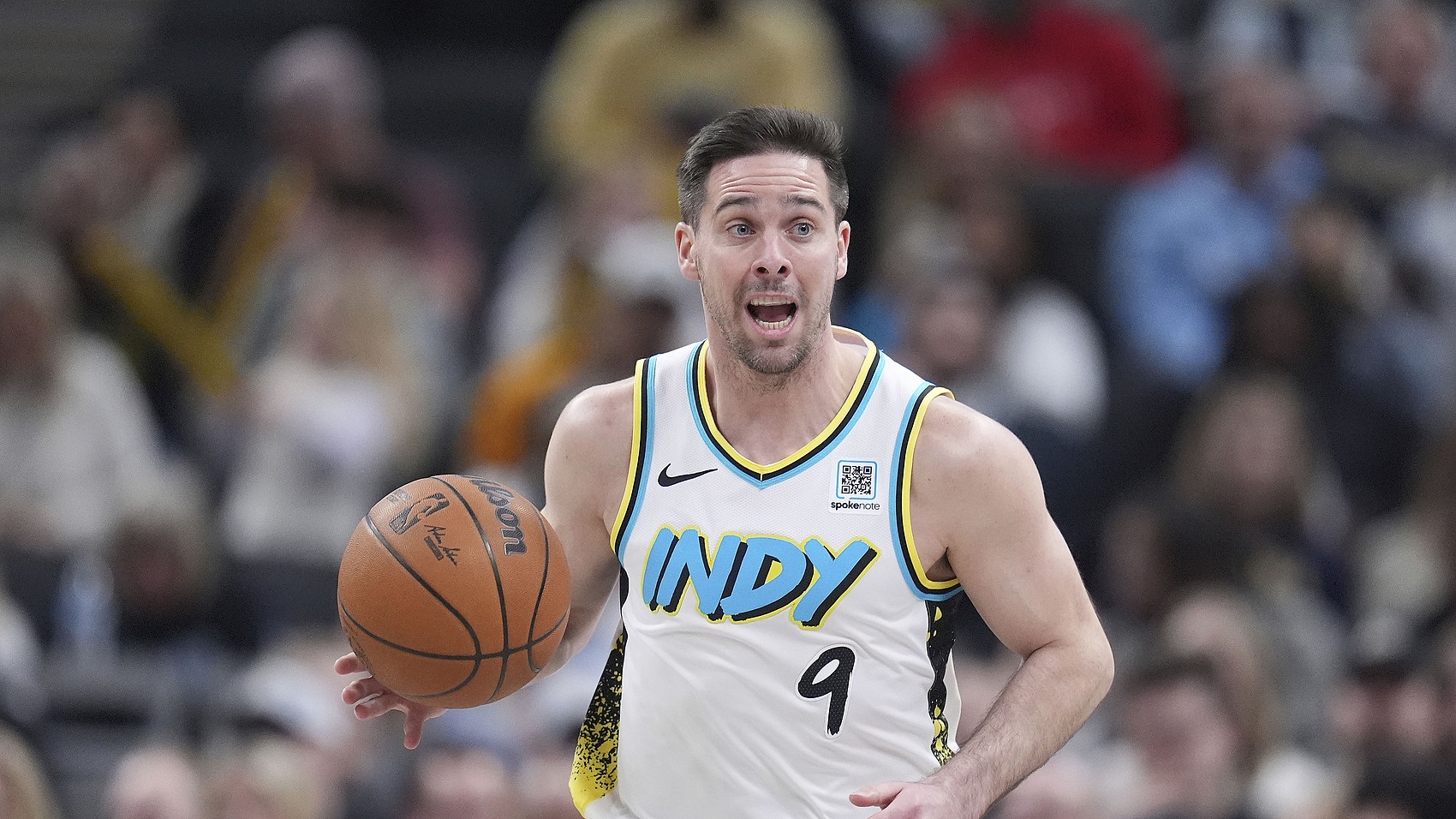 这奇兵太奇了麦康纳总决赛替补送出至少5助5断NBA历史第一人