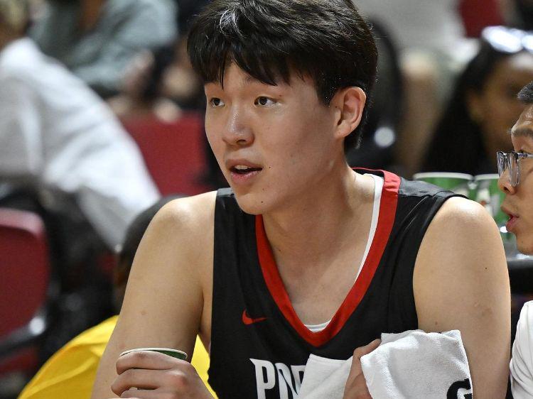 杨瀚森谈被丹尼尔斯隔扣我在站位上
