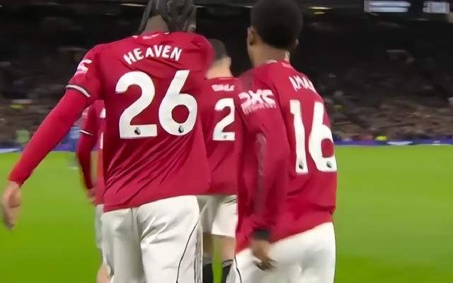 44!曼联主场又丢分:近7轮仅2胜+差切尔西2分,争四乱成一锅粥