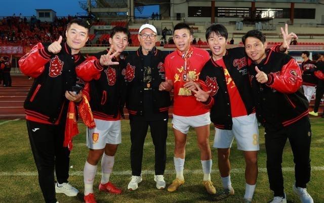 【专题】时隔1265天，他们把中超还给