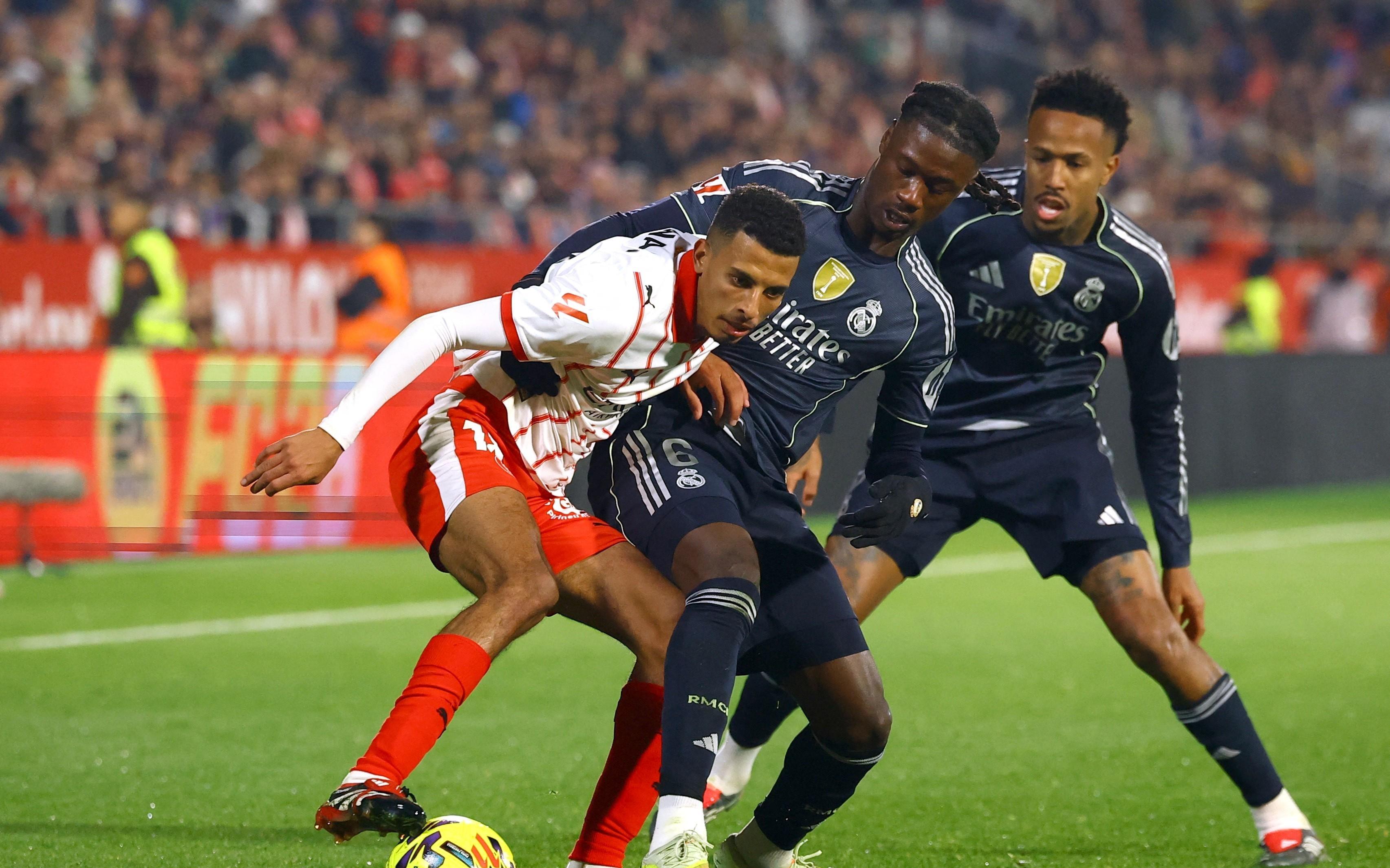 状态低迷遭遇三连平，皇马丢掉西甲积