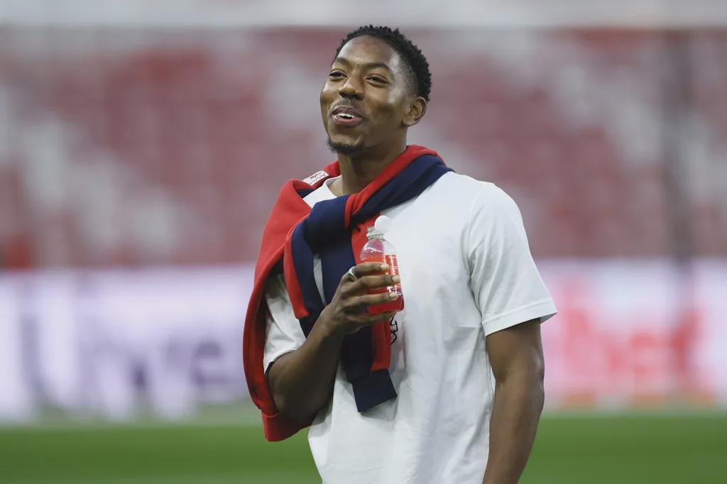 天空体育:多家英超球队关注斯凯利境况!阿森纳一月不买人!