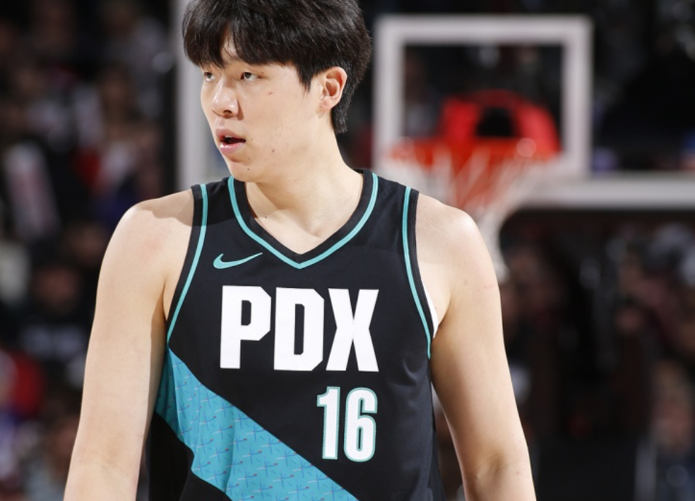 9分!杨瀚森生涯新高!中国其他球员在NBA单场最高得分是多少