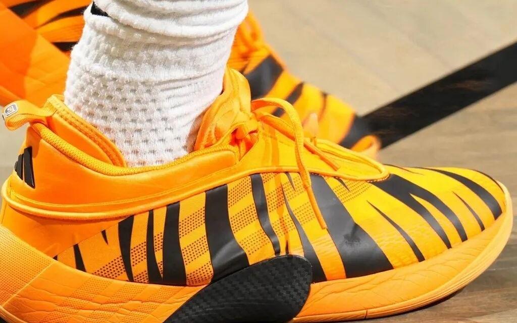 NBA上脚合集！本期最帅战靴是国产！