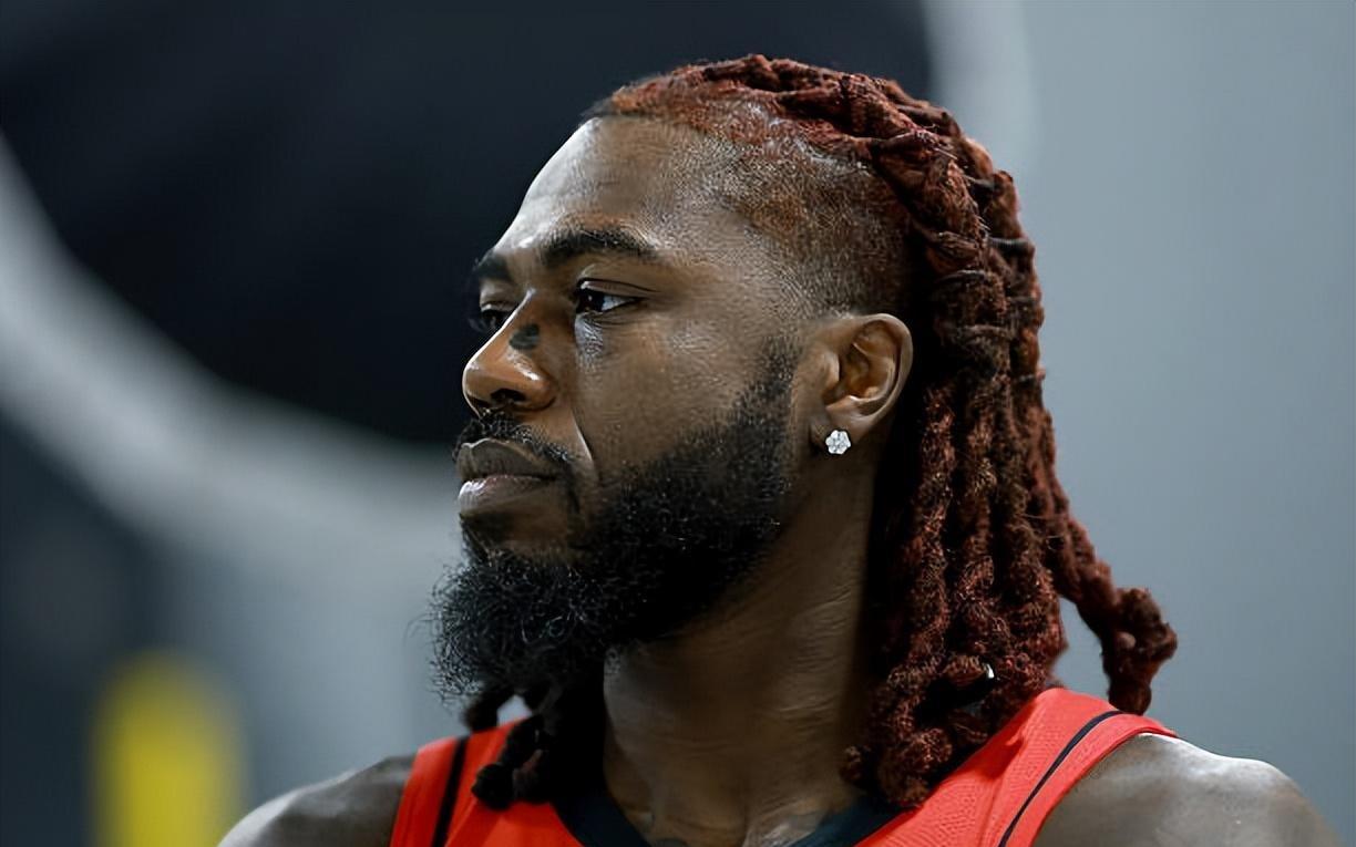 火箭裁掉双向合同侧翼,他其实是CBA小外援的理想候选人