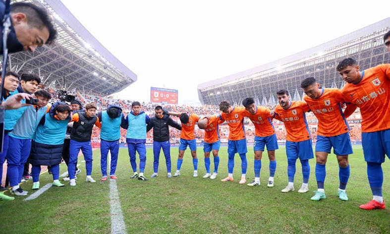 瓦科和泰山仍在博弈,明年不踢亚冠大换血!6老将被清洗,5虎回归