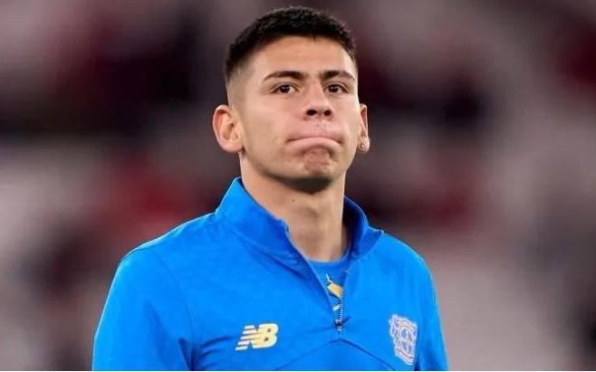 阿媒:埃切韦里想冬窗租回河床,但曼城希望再次租给欧洲球队