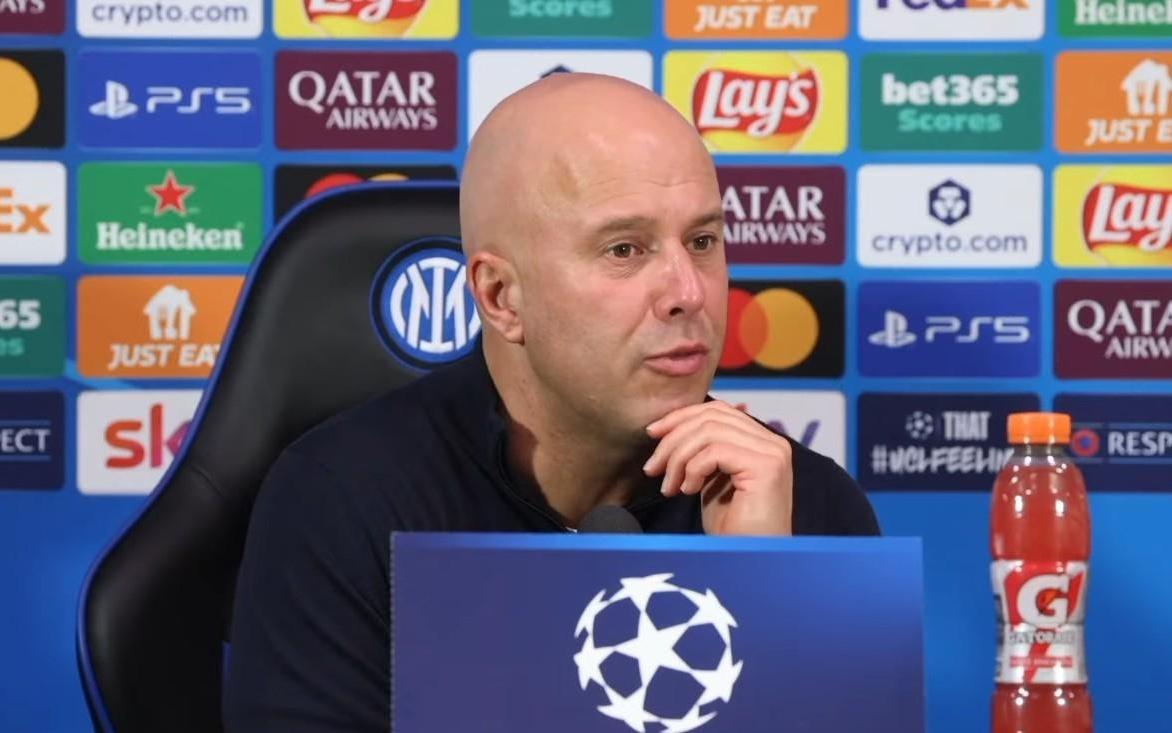 斯洛特:这点球在英超可能不会判萨拉赫今晚属于在场球员