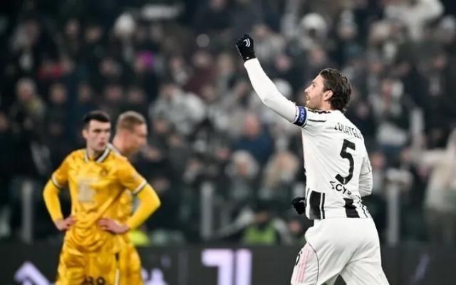 强阵搏意杯,斯帕莱蒂带着3连胜重游那不勒斯