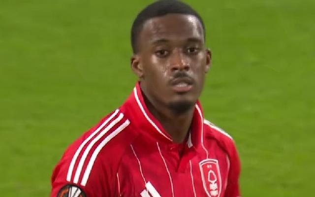 30!21!英超2强一夜全胜:维拉进欧联杯前三,森林也有望出线