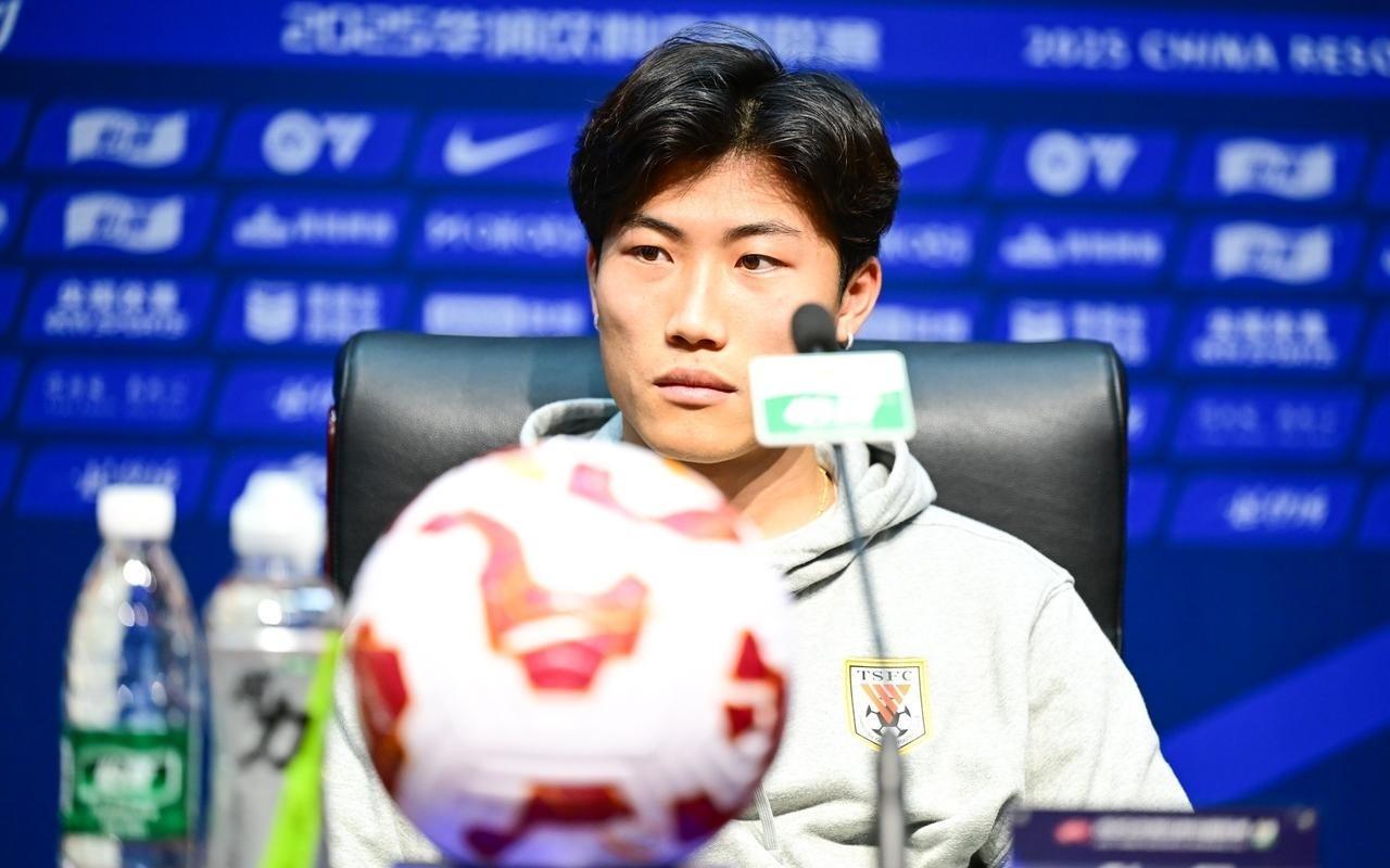 正式确认,泰山新帅确定,复仇津门虎,沿用韩鹏战术,谢文能首发