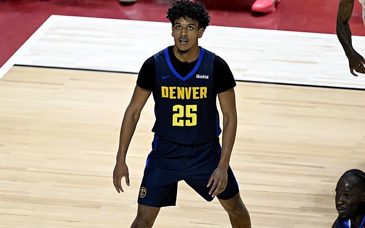 发展联盟赛场状态神勇,掘金为什么不给后场新秀一些表现机会呢