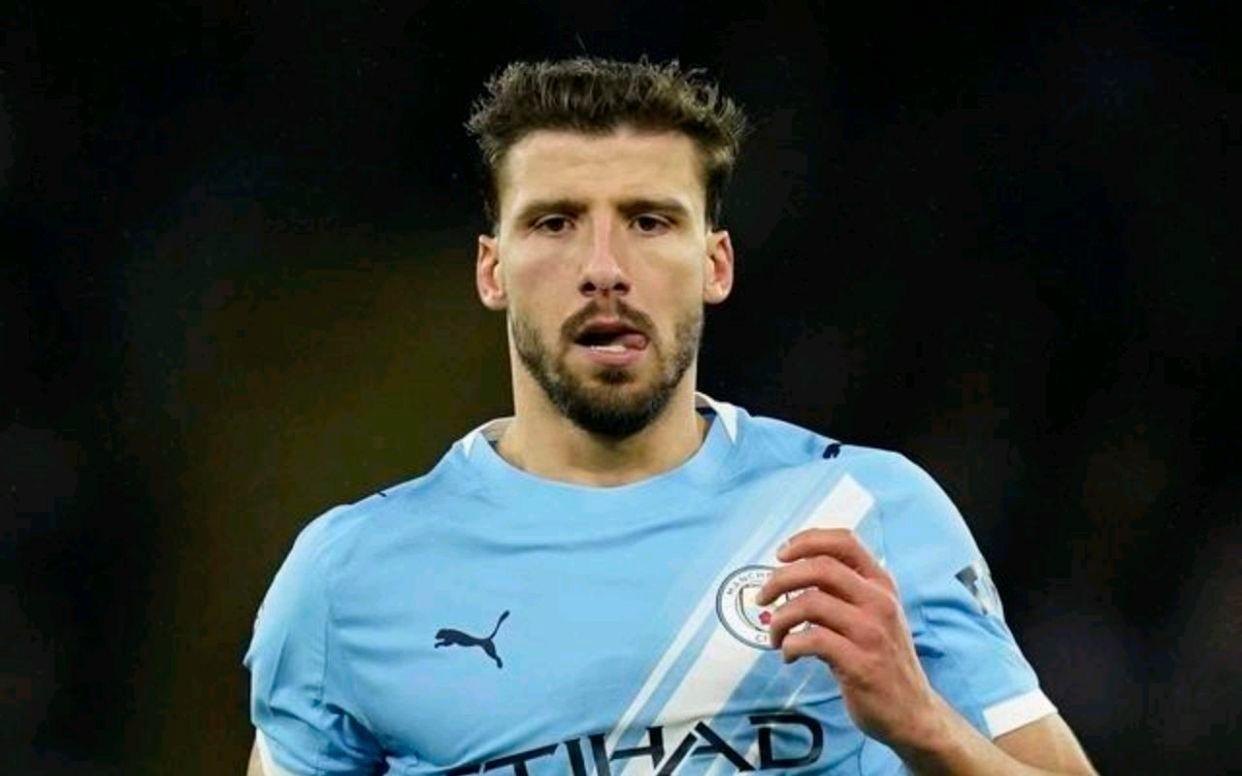 英超联赛第15轮曼城主场30击败桑德兰目前英超积分榜第二名