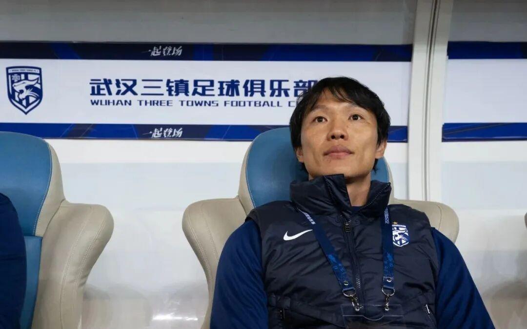 股改落地、新帅即将就位，武汉三镇勾