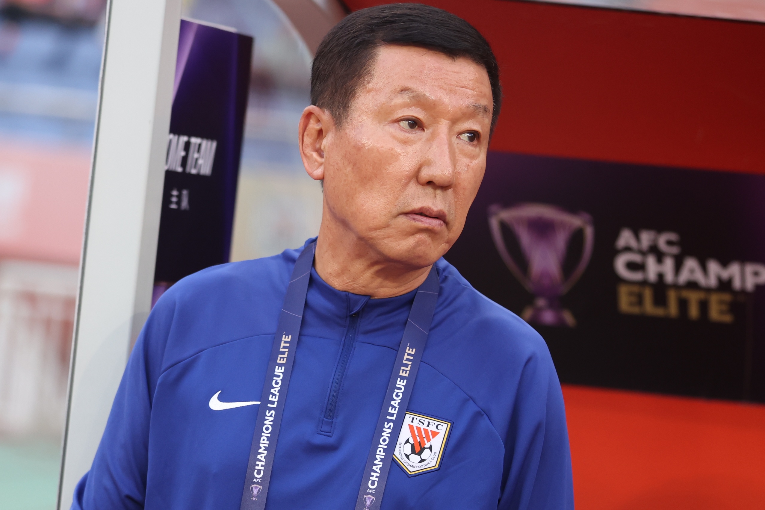 鲁媒：战浙江队赛前泰山队管理层与崔康熙交流，最终选择信任后者