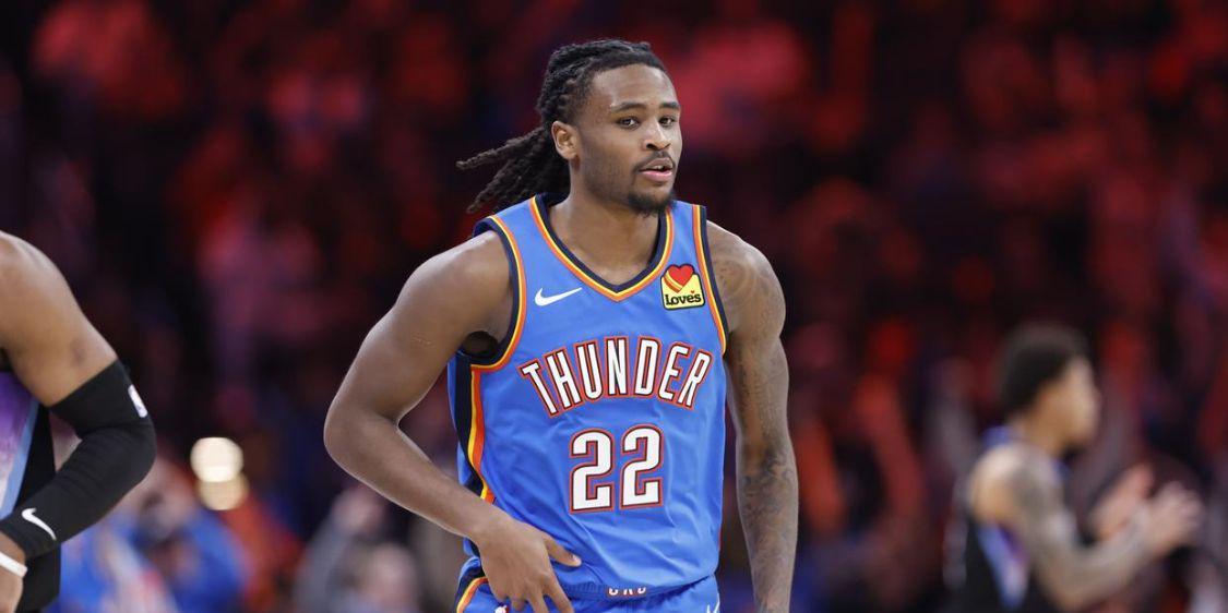 从救火替补到抢断王，雷霆伤病潮逼出最强首发！这队为何如此命好