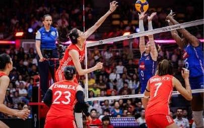 女排世锦赛18决赛：中国女排13不敌法国，无缘8强
