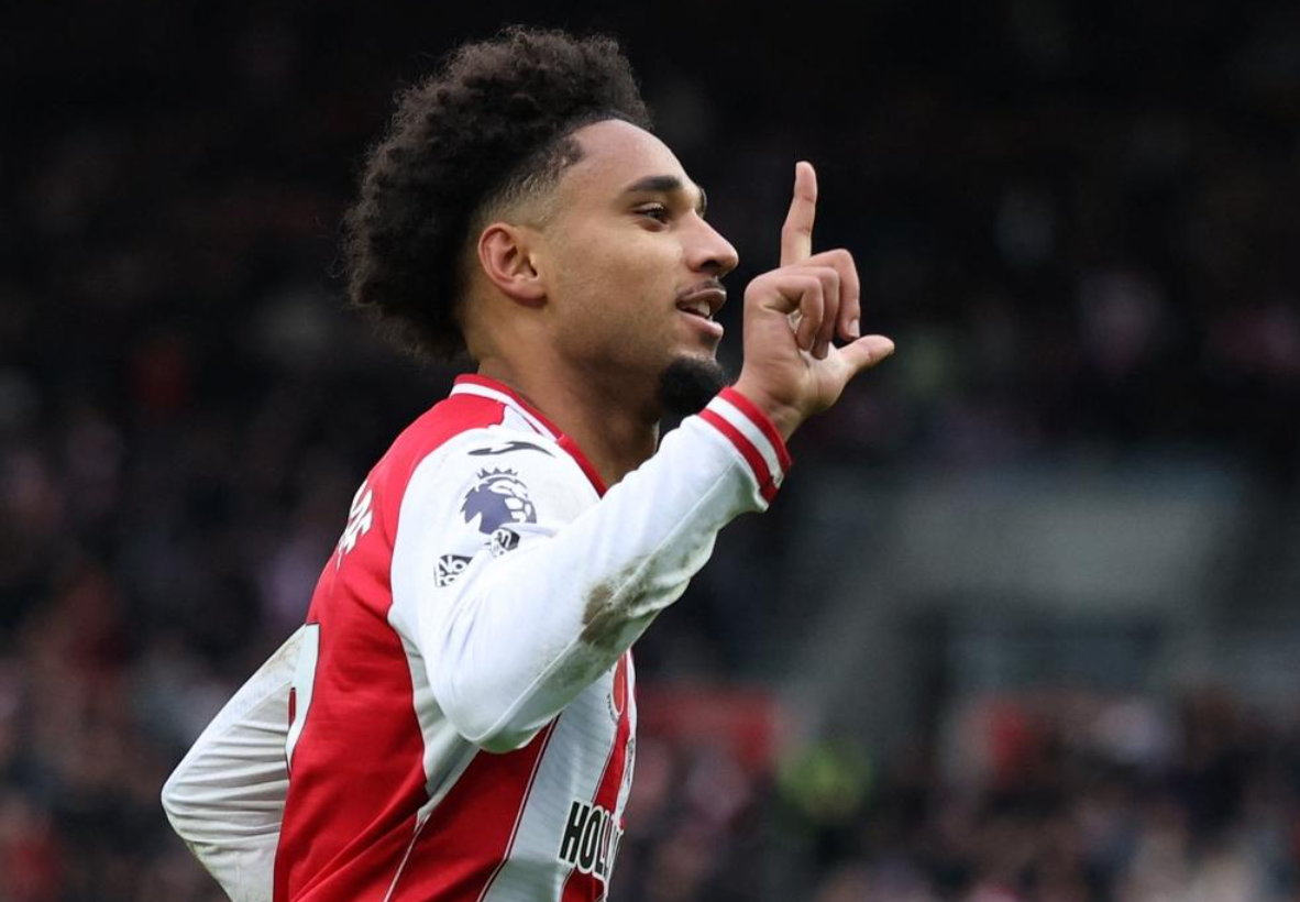 一场13上演逆袭好戏，英超豪强倒下，7.5亿欧豪阵也没用