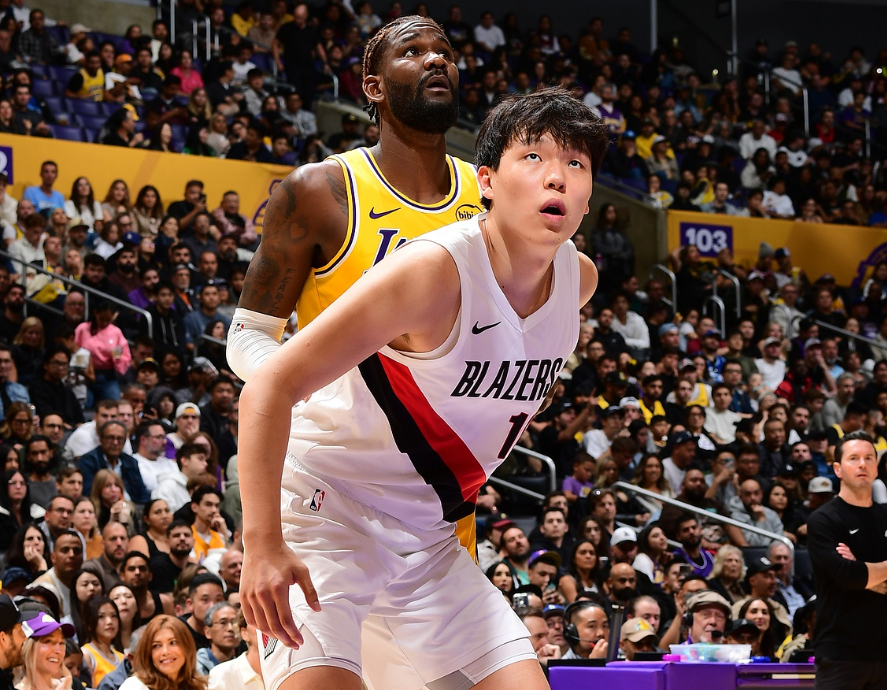 随着火箭首胜,开拓者大胜湖人,NBA西部最新排名:马刺4连胜领跑