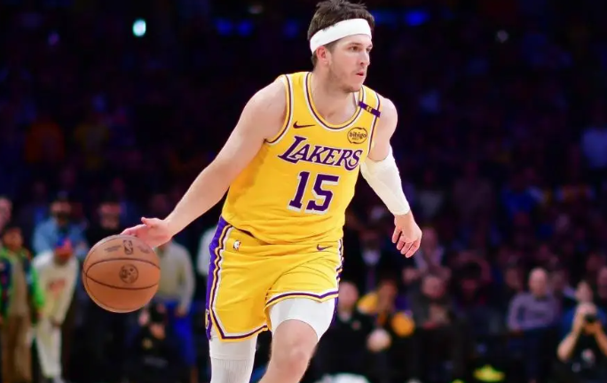 NBA三消息：里夫斯欲长期为湖人效力，