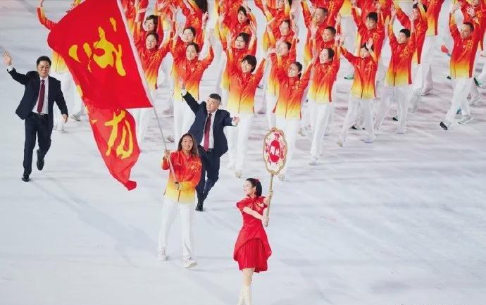 郑钦文，退出第十五届全运会