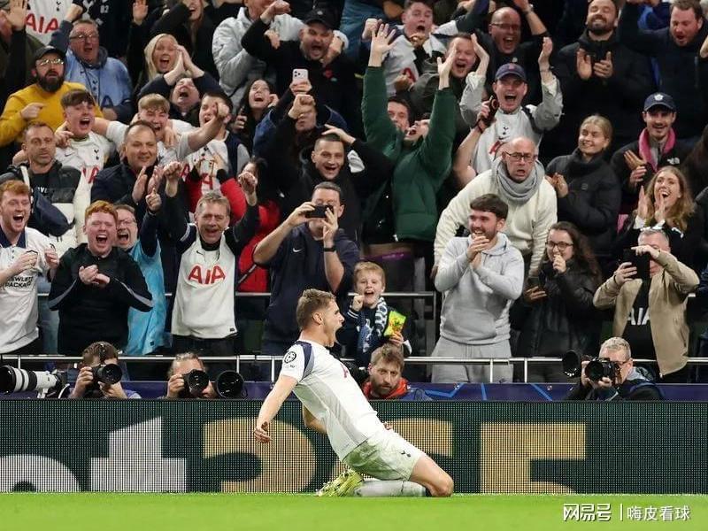 三连击！利物浦旧将染红仍全胜，阿森纳再次冲击前三名