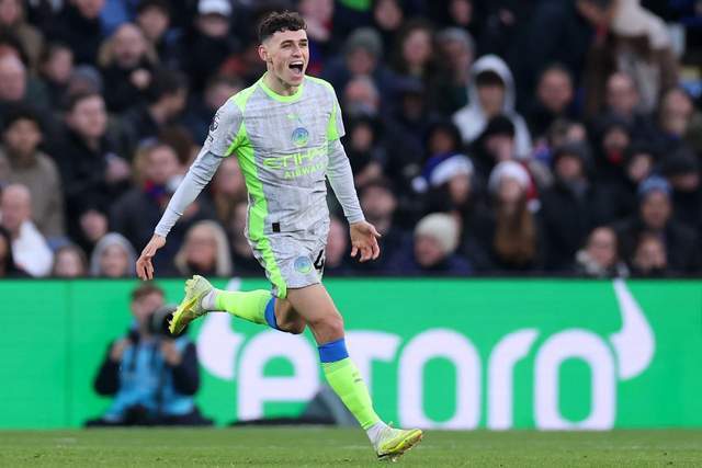 30!哈兰德梅开二度,16战17球反超姆巴佩,曼城豪取5连胜