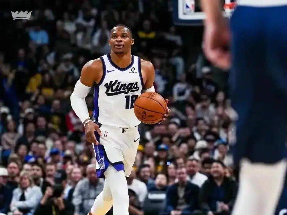 替补到首发!威少国王生涯初显锋芒,纵向对比上季数据看巨星转型