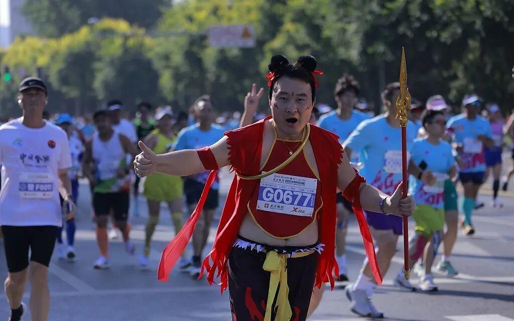 马拉松，被摁下了急停键