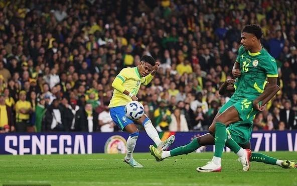 安帅给埃斯特旺批假以考取驾照,并宣布了他通过考试的消息