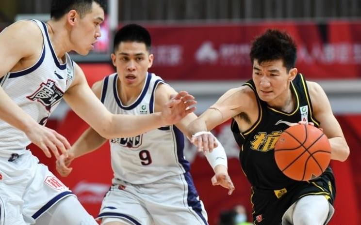 CBA太惨了!新赛季门票被当赠品送:买牛奶送CBA门票