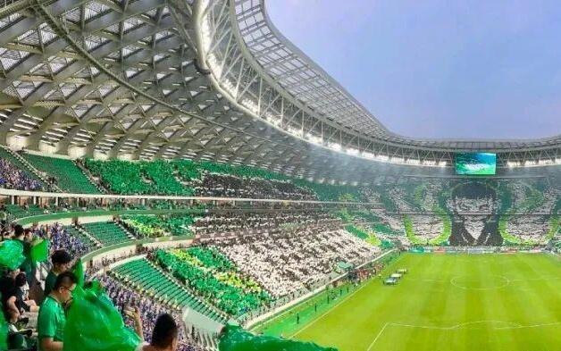 618万人次“涌入”球场，中超球市迈