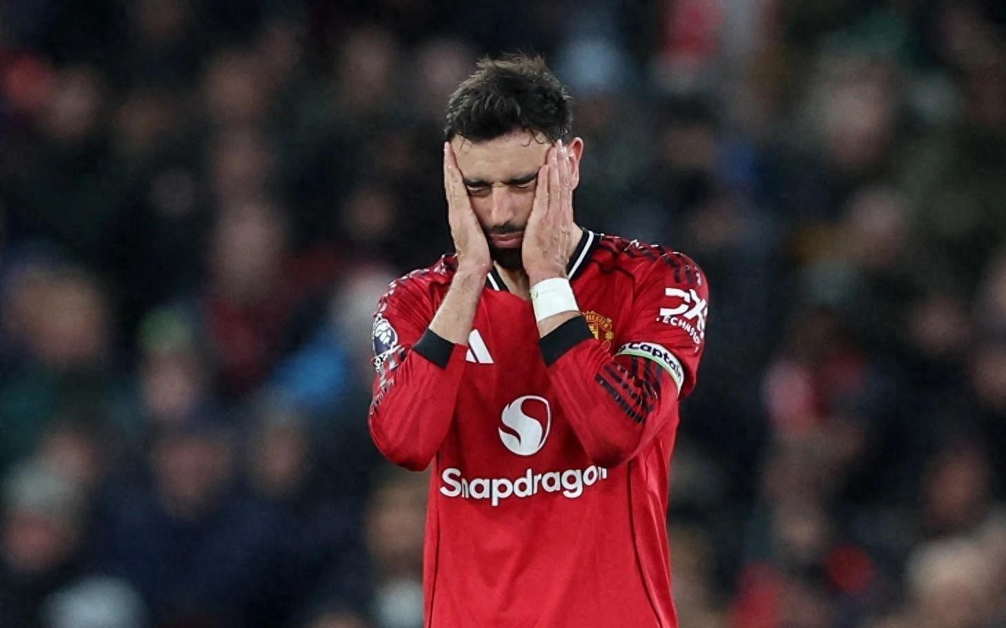 11!曼联主场憾平保级球队,争四形势再受挫