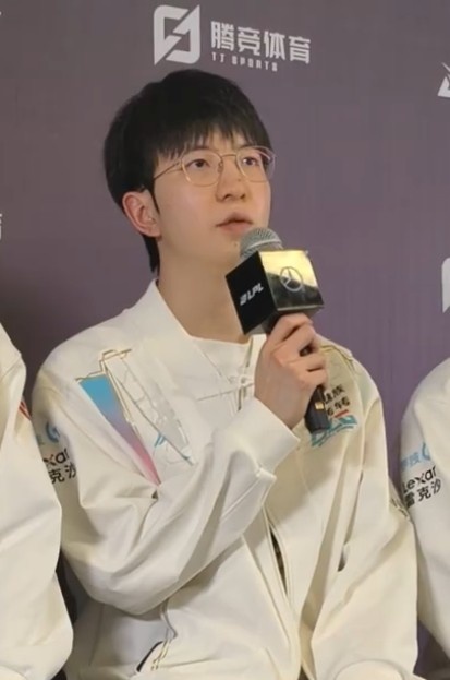 平常不训练干嘛去了Elk：我们这个月比赛打得比训练赛多很多
