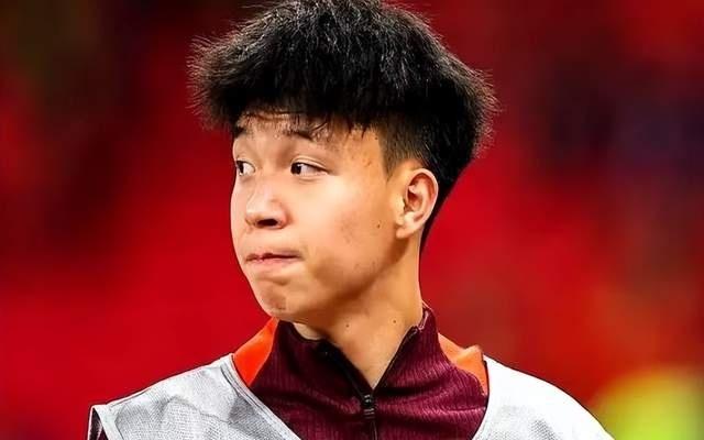 态度大转变！王钰栋终于表态想留洋：曾说不如在中超多踢2年！