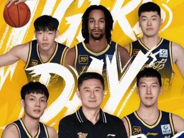 杜锋和朱芳雨带队对决，崔永熙复出，朱芳雨徐杰争夺队内三分王