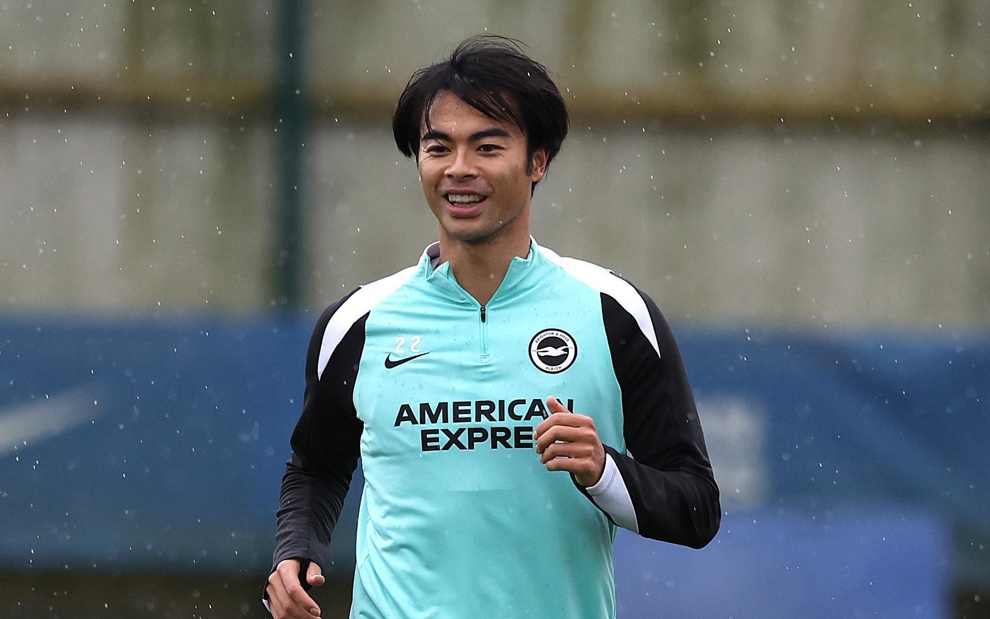 傷愈回歸，三笘薰重返球場(chǎng)進(jìn)行單獨(dú)訓(xùn)練